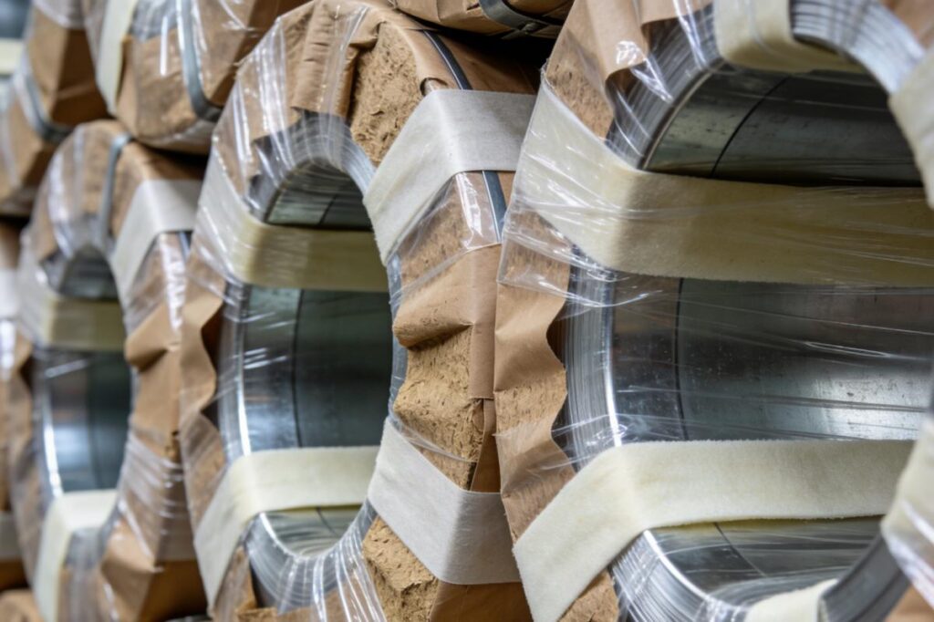 protective package prepainted steel coils